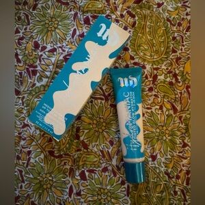 NIB• Urban Decay Hydromaniac Foundation Tinted Moisturizer• 10 Ultra Fair